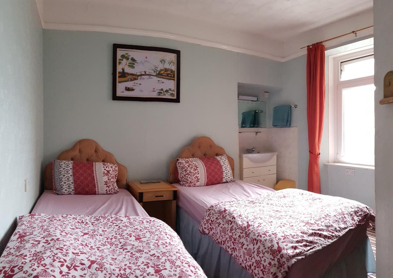 Sandpiper Guesthouse スウォンジー エクステリア 写真